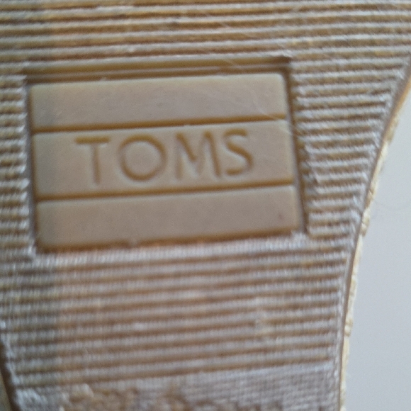 TOMS Black Espadrille Slip-On Shoes - Picture 6 of 7